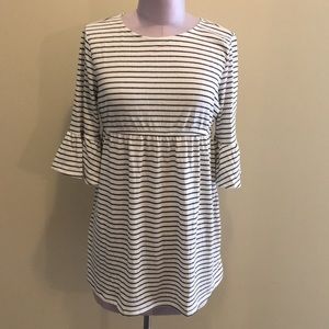 NWT Old Navy Maternity Blouse Small